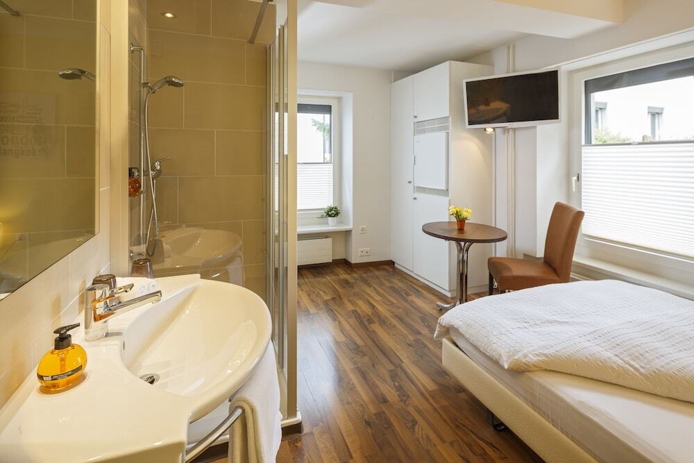 Aparthotel Familie Hugenschmidt Zürich Kültér fotó